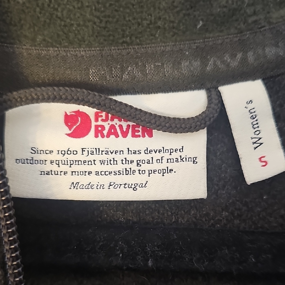 Deep Forest Green Zip-Up Hooded Sweater Fjallraven 65% Wool - Picture 3 of 4